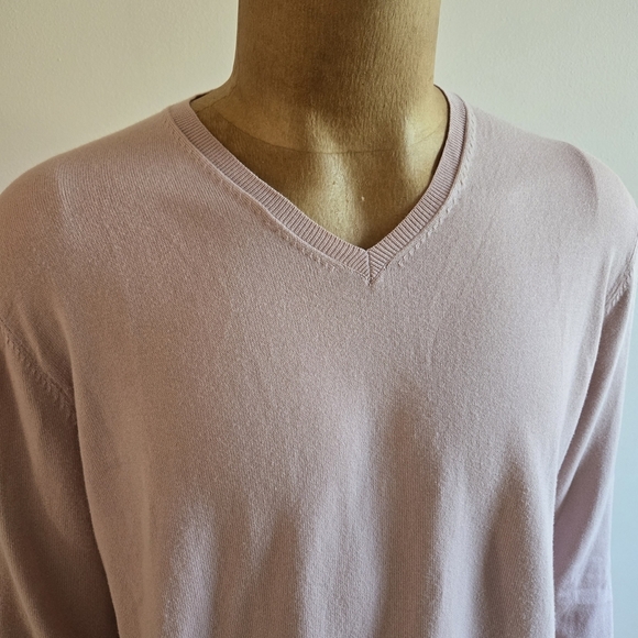 Black Brown 1826 V-Neck Sweater - Soft Pink - Picture 2 of 14